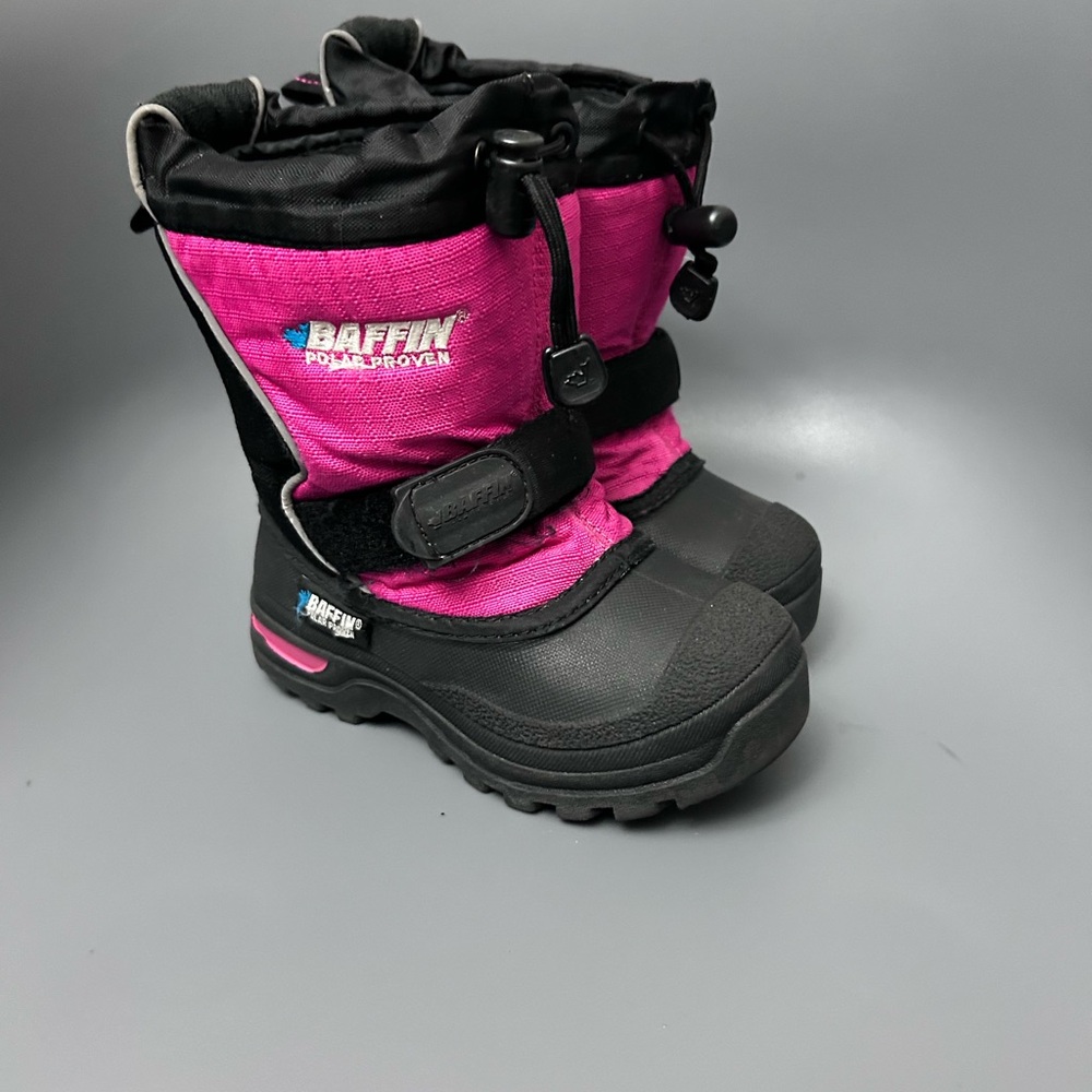 Baffin Fuchsia and Black Snow Boots